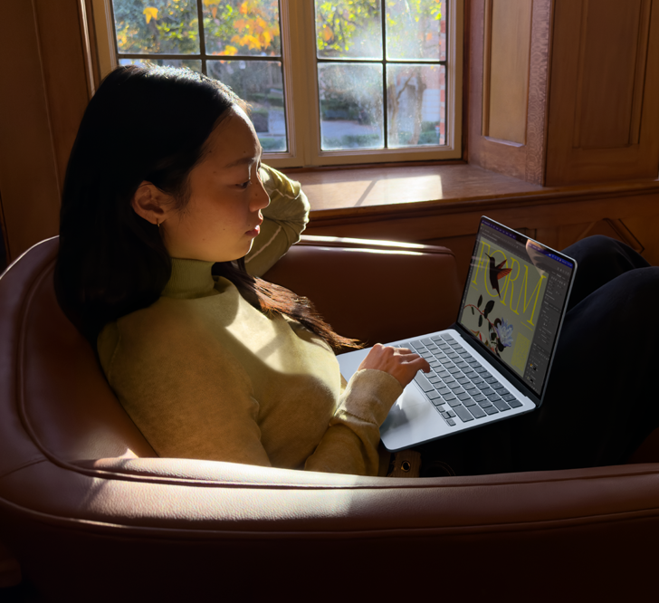 MacBook Air 13" thumb 1